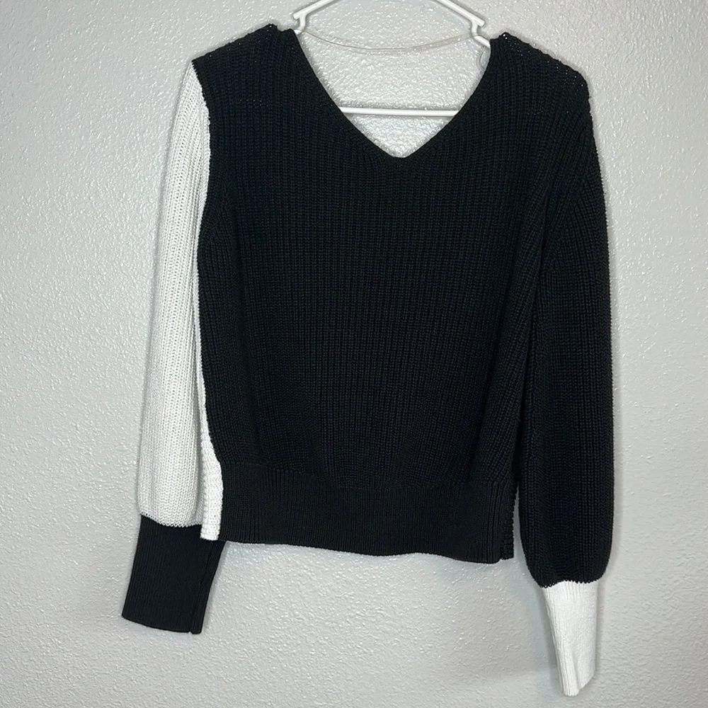 Colorblock Black and White Wrap Knit Sweater